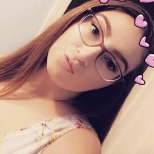 Meet your Posher, Antonia